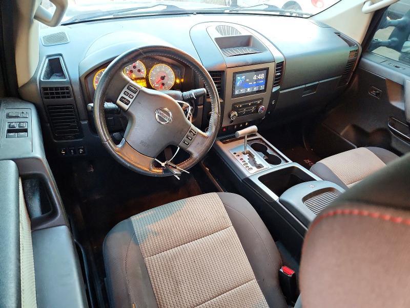 2012 Nissan Titan s
