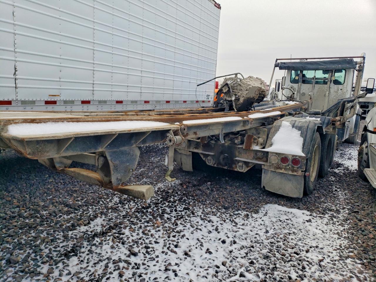 2021 Kenworth Construction T880