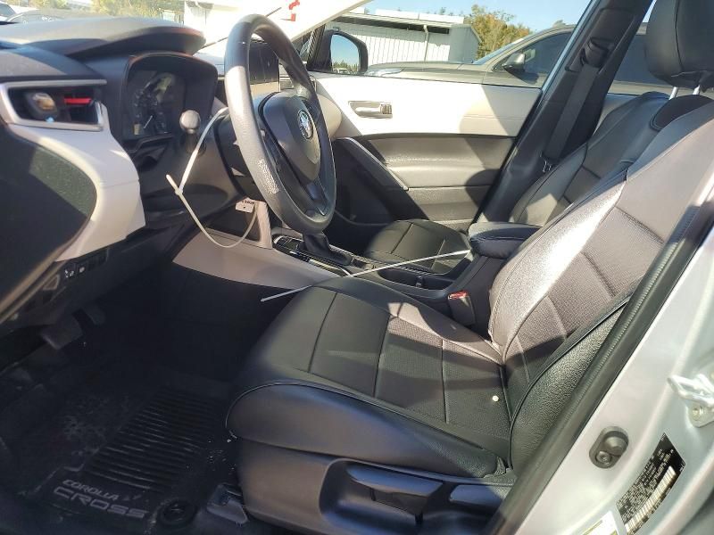 2024 Toyota Corolla Cross l