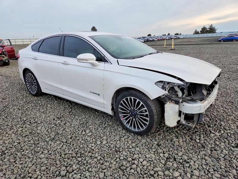 2017 Ford Fusion Titanium hev