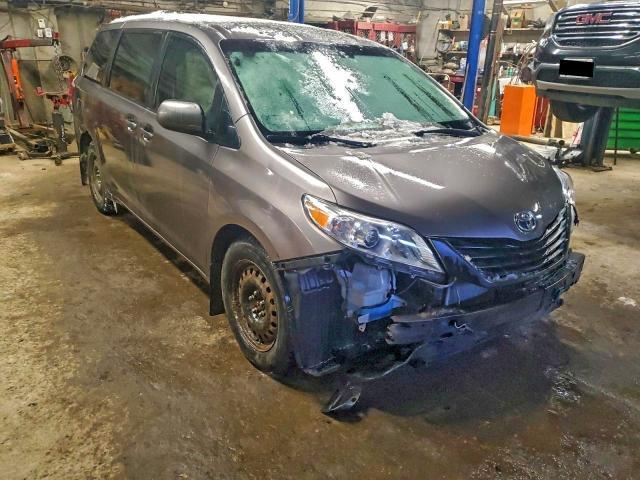 2016 Toyota Sienna le