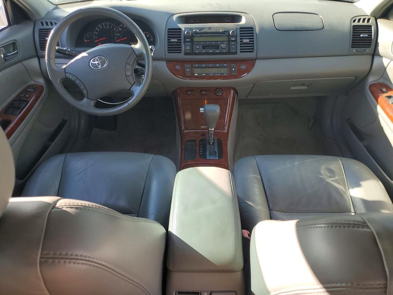 2006 Toyota Camry le