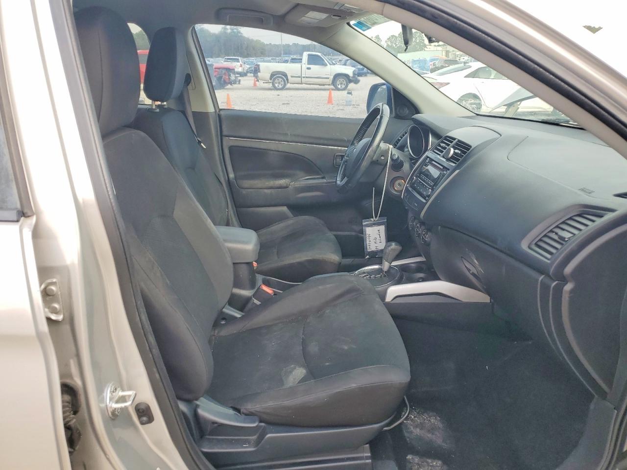 2014 Mitsubishi Outlander Sport es