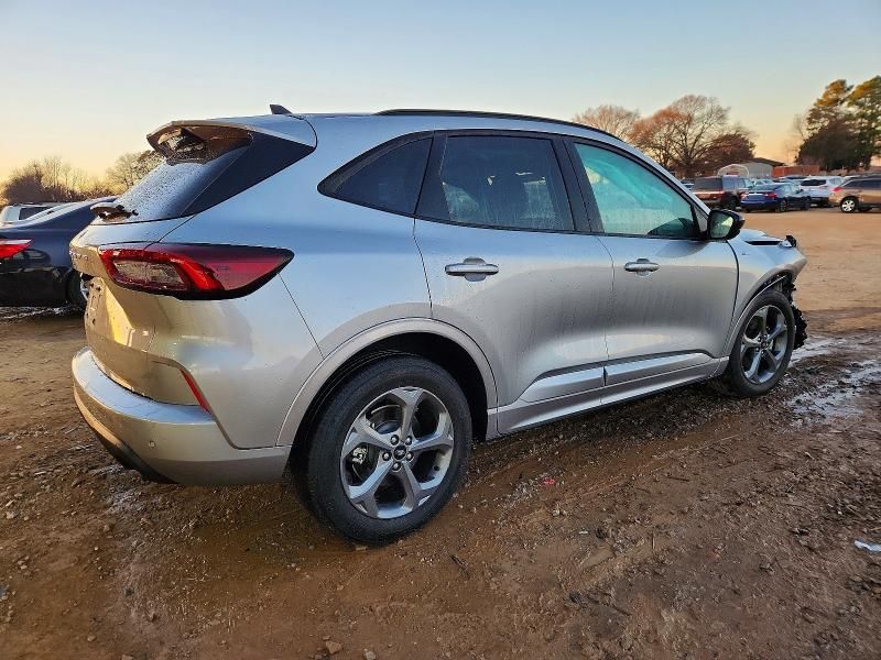 2024 Ford Escape st Line
