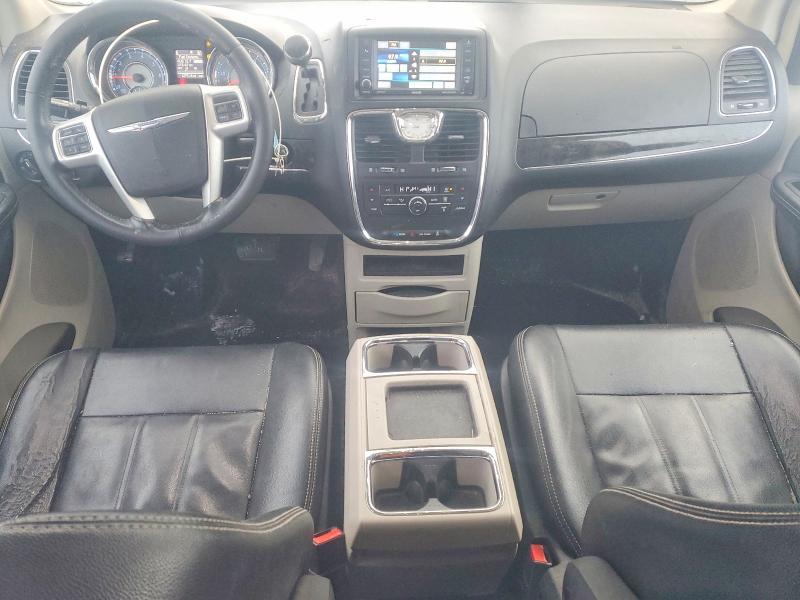 2015 Chrysler Town & Country Touring