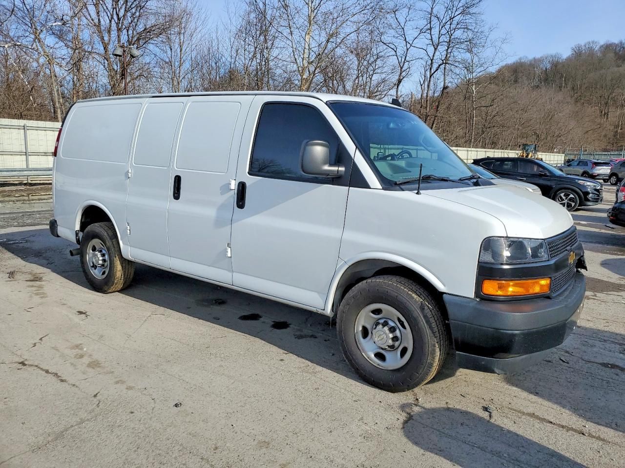 2021 Chevrolet Express G2500