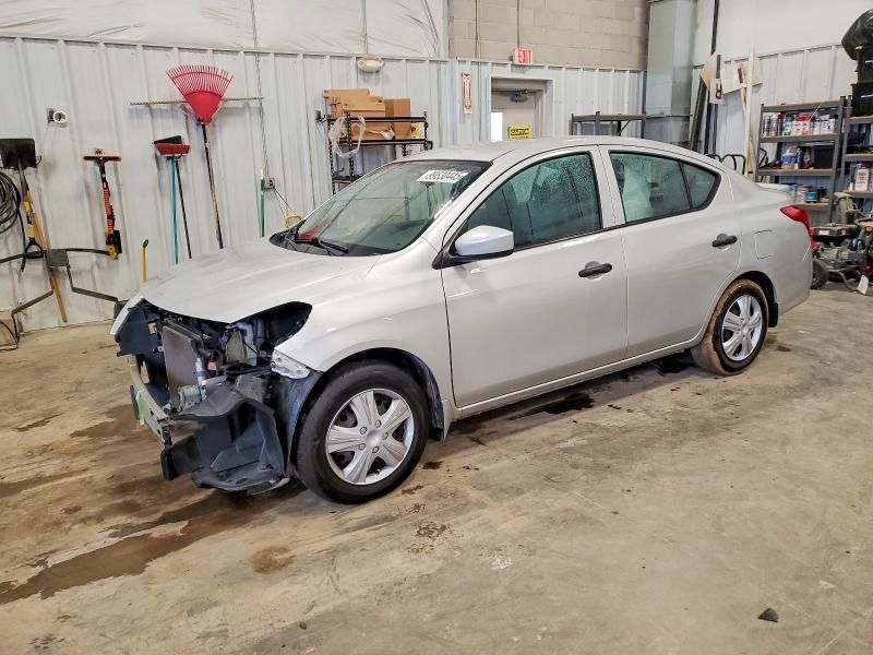 2017 Nissan Versa s