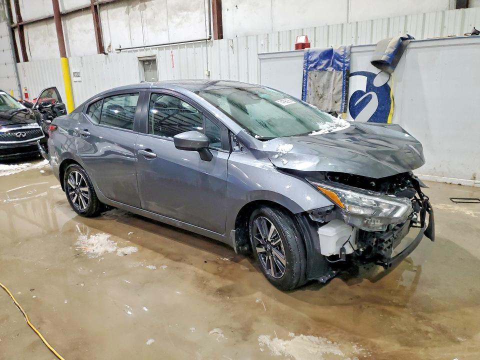 2025 Nissan Versa sv