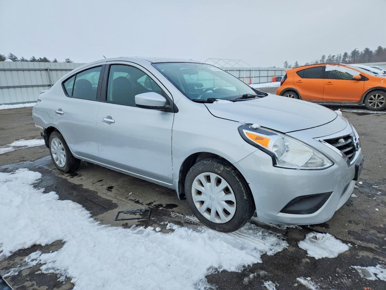 2018 Nissan Versa s