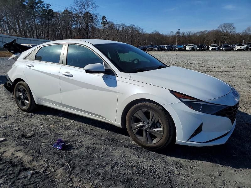 2022 Hyundai Elantra sel