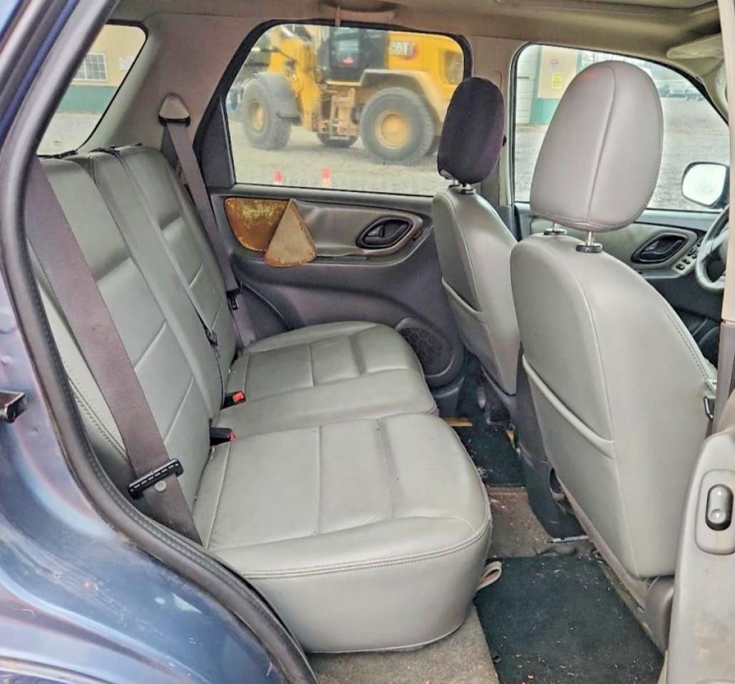 2005 Ford Escape xlt