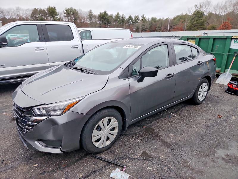 2025 Nissan Versa s