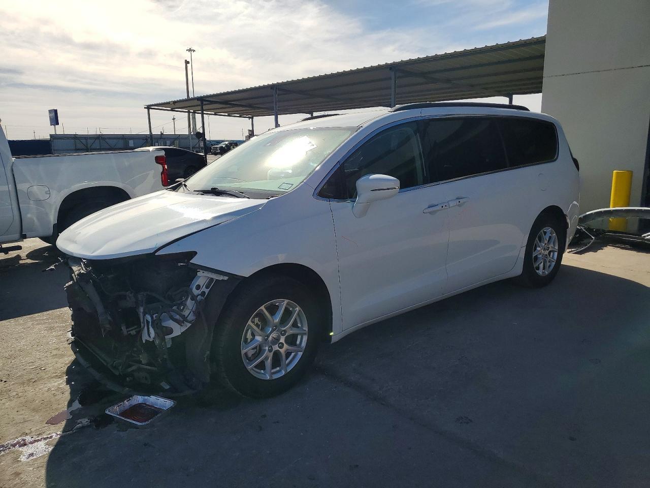 2022 Chrysler Pacifica Touring l