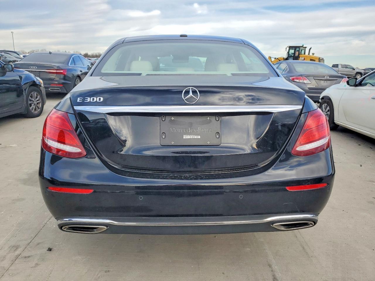 2017 Mercedes-Benz E 300