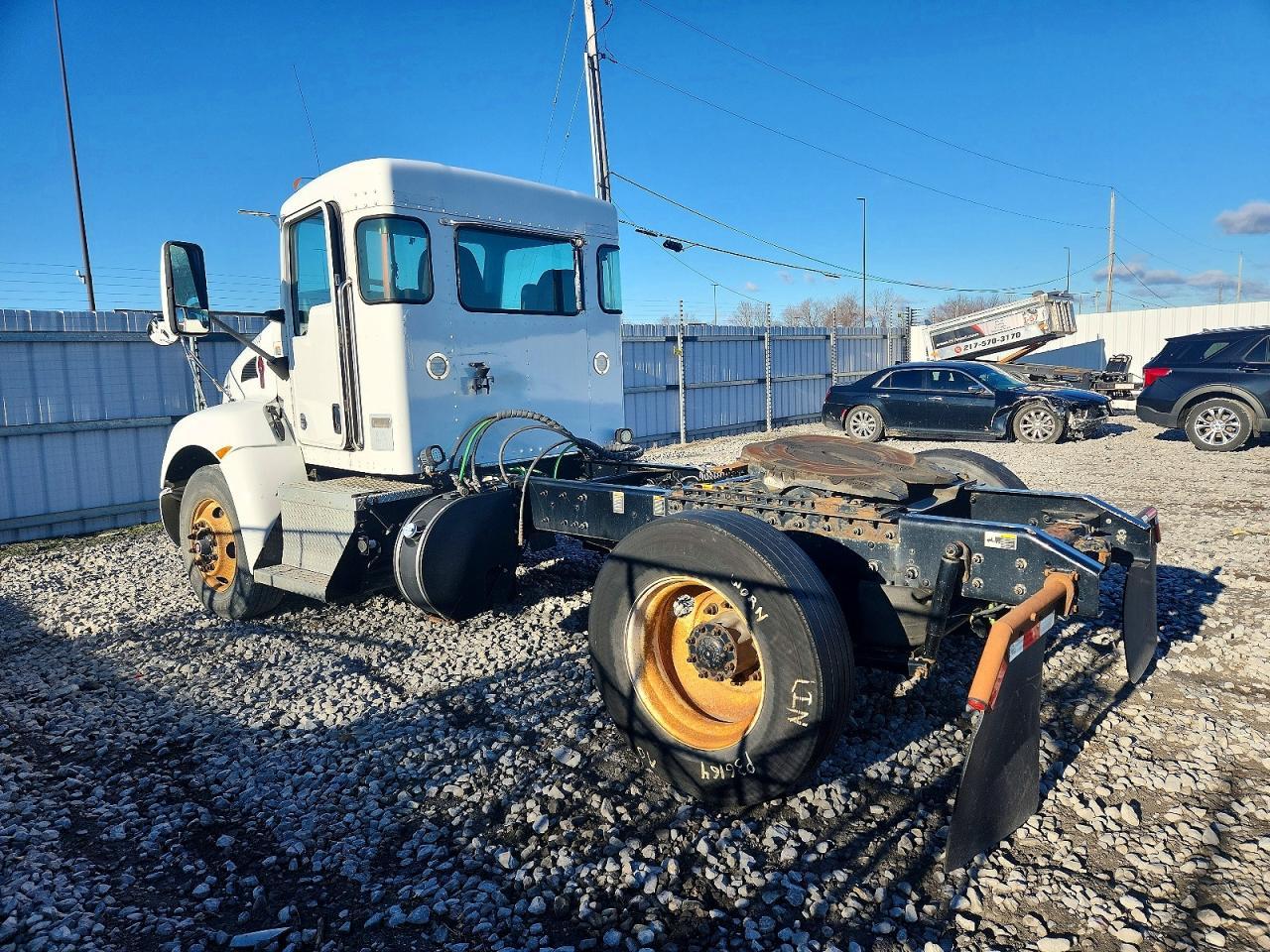 2017 Kenworth T370 Semi Truck