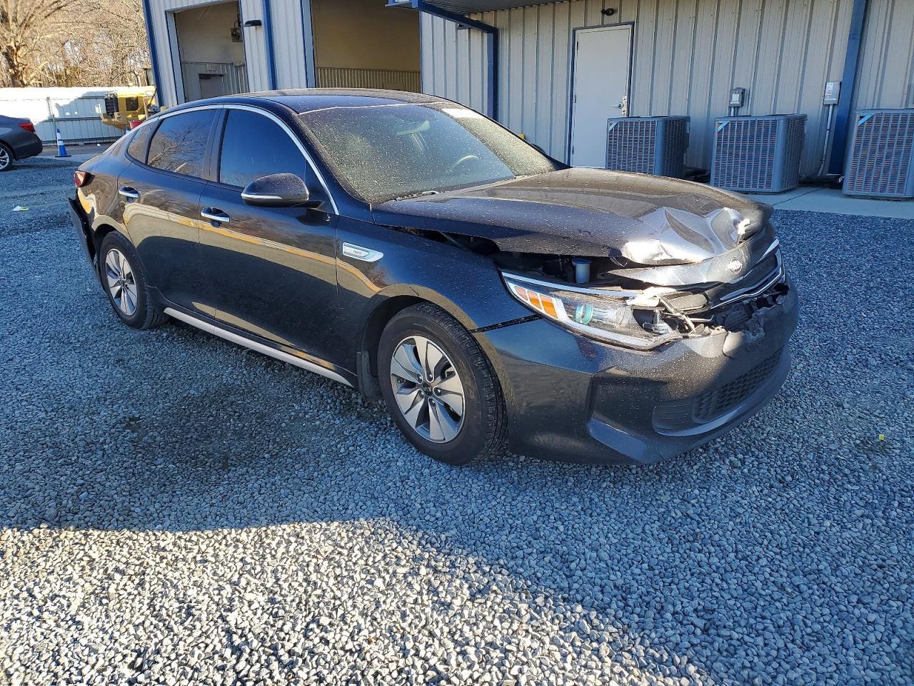 2018 KIA Optima