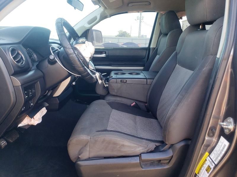 2015 Toyota Tundra SR5