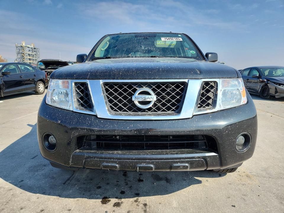 2010 Nissan Pathfinder s