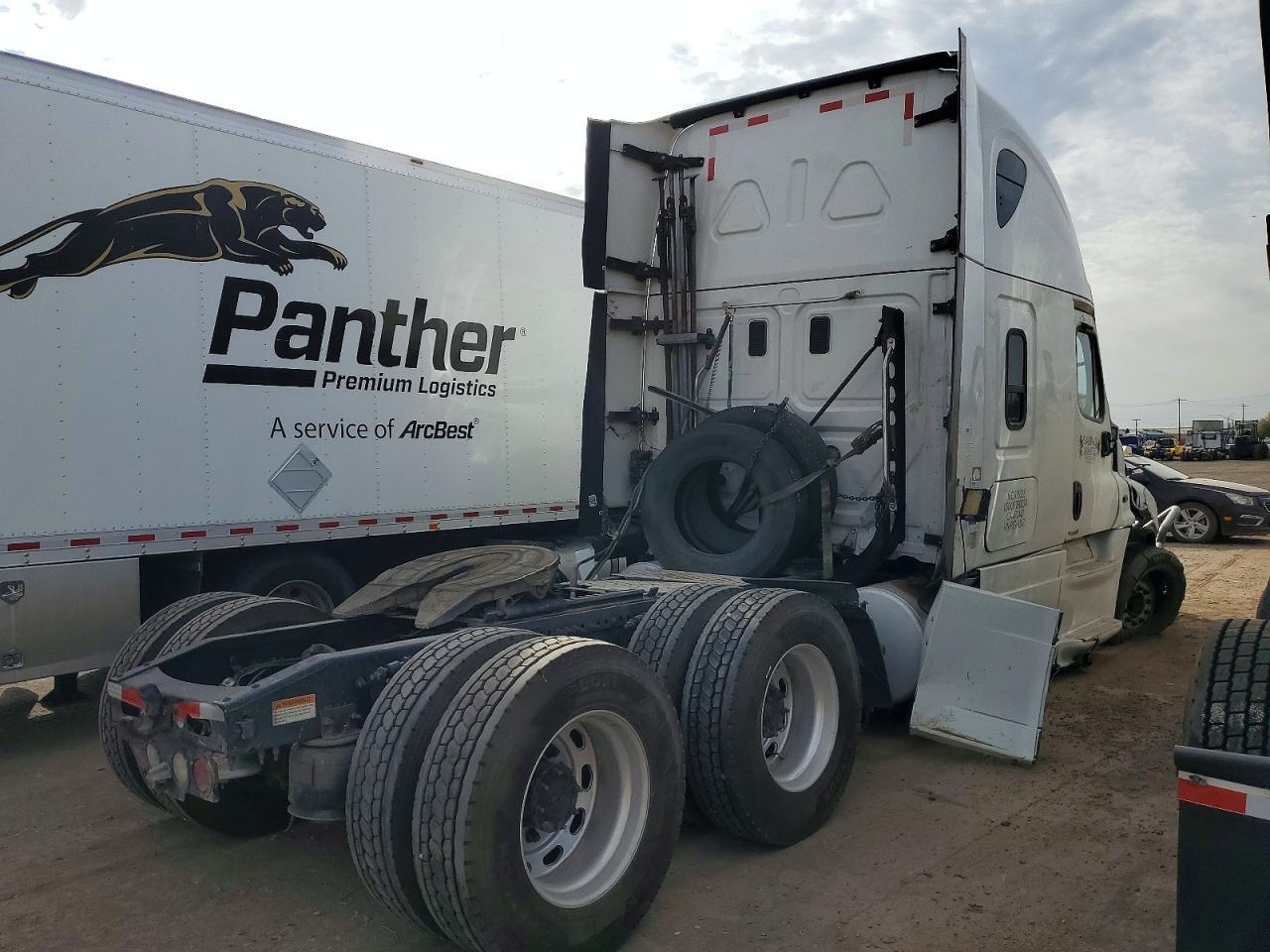 2015 Freigliner Cascadia 125