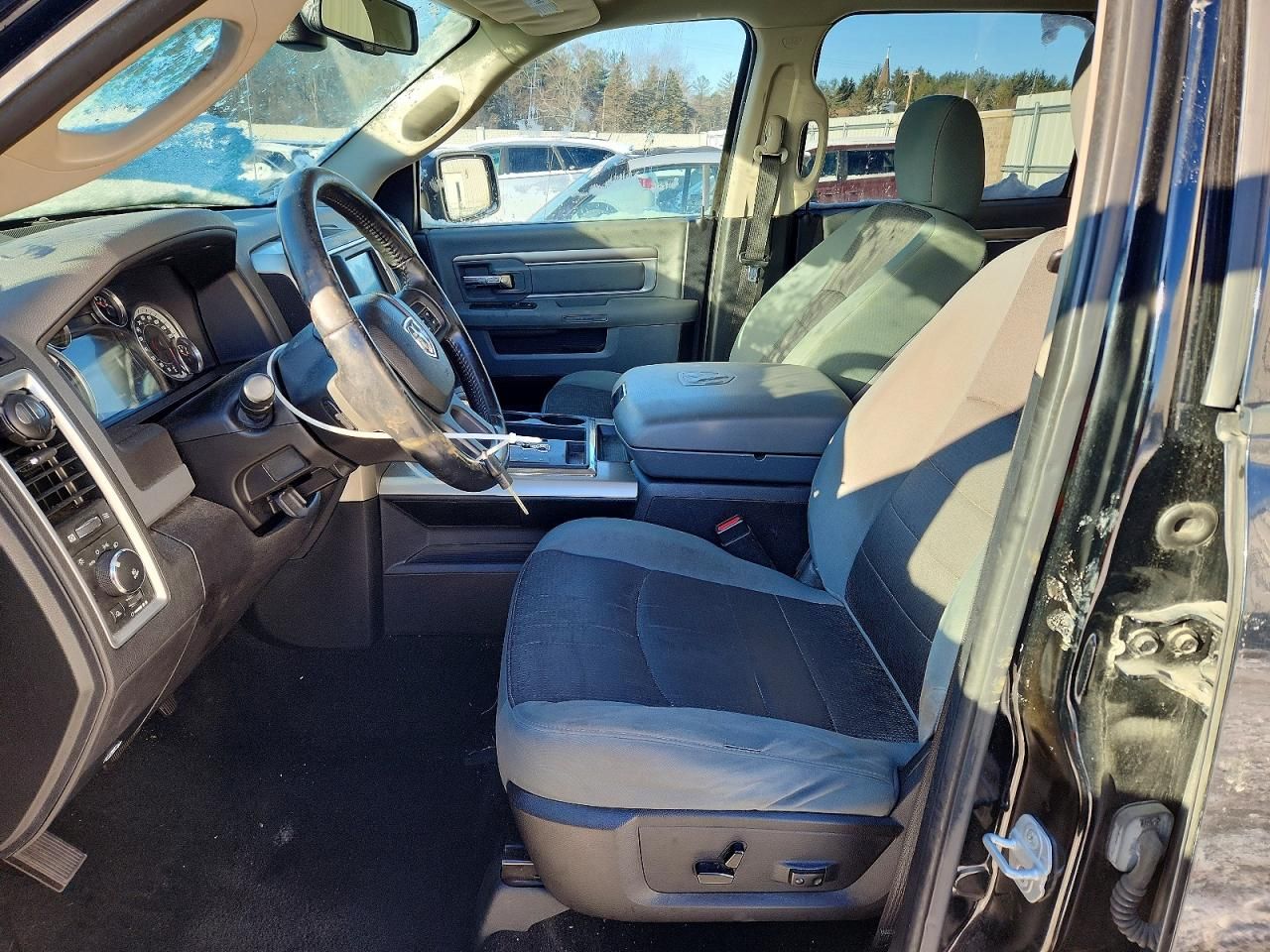 2013 Dodge RAM 1500 SLT