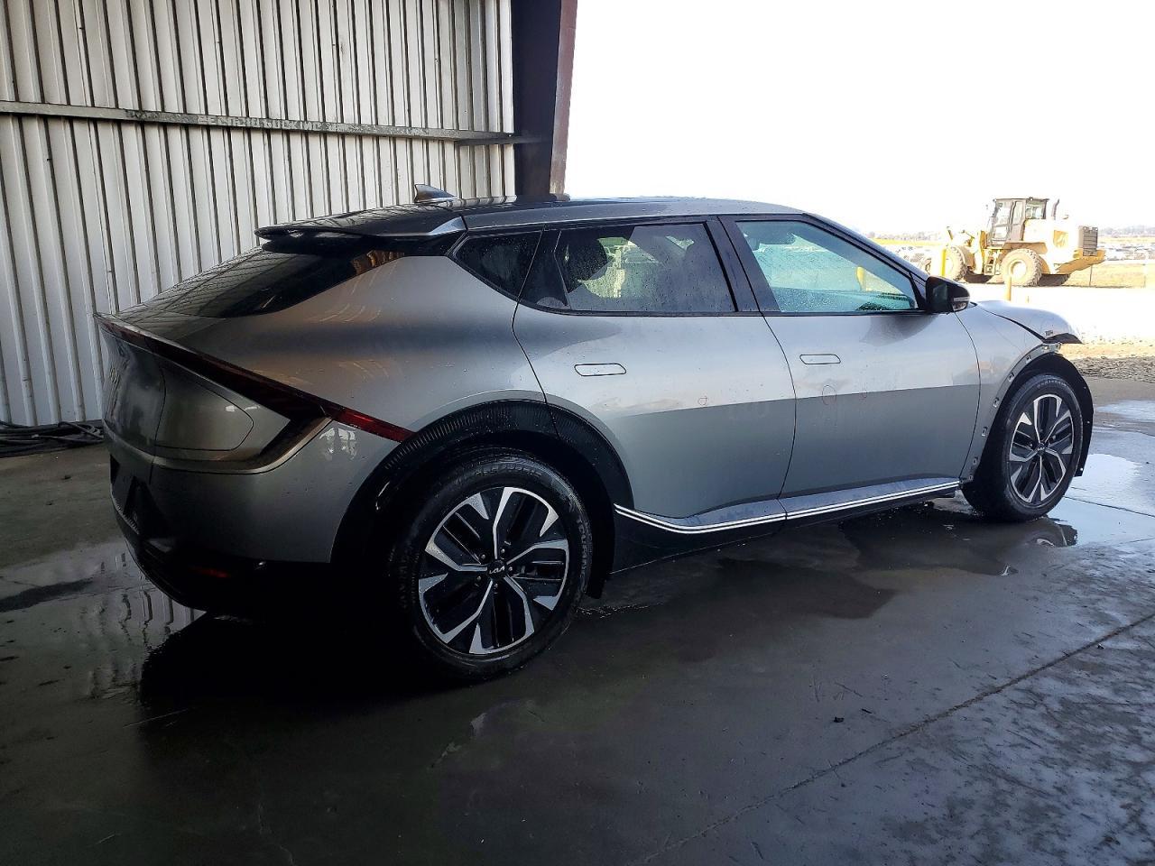 2023 KIA EV6 Wind