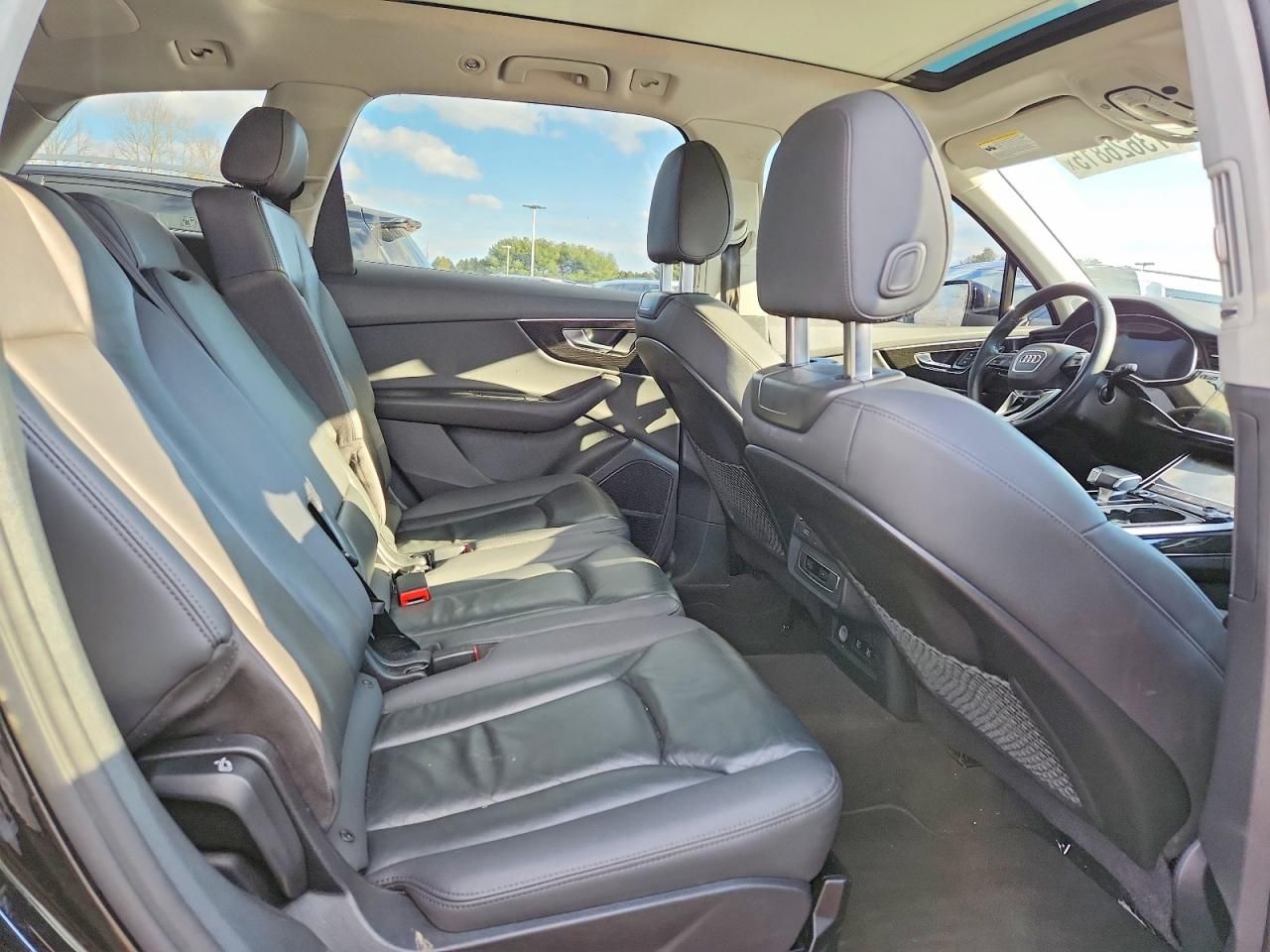 2021 Audi Q7 Premium Plus