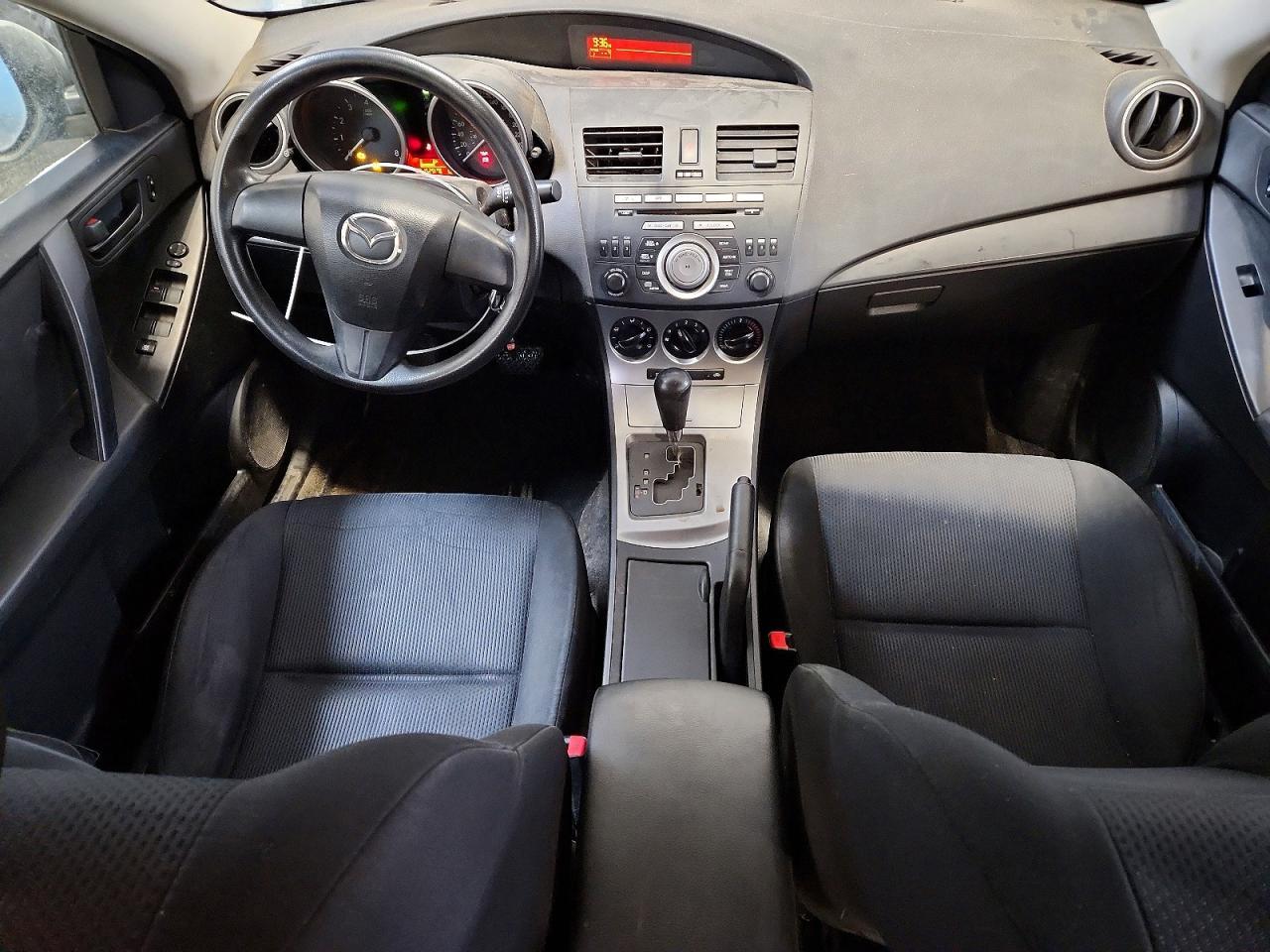2010 Mazda 3 I