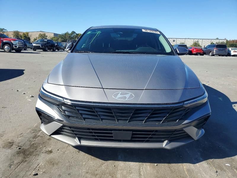 2025 Hyundai Elantra sel