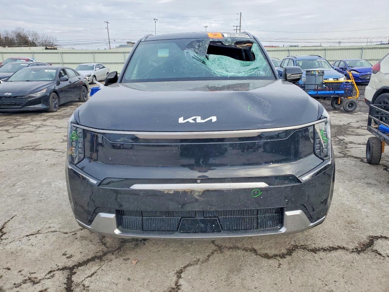 2024 KIA EV9 Land