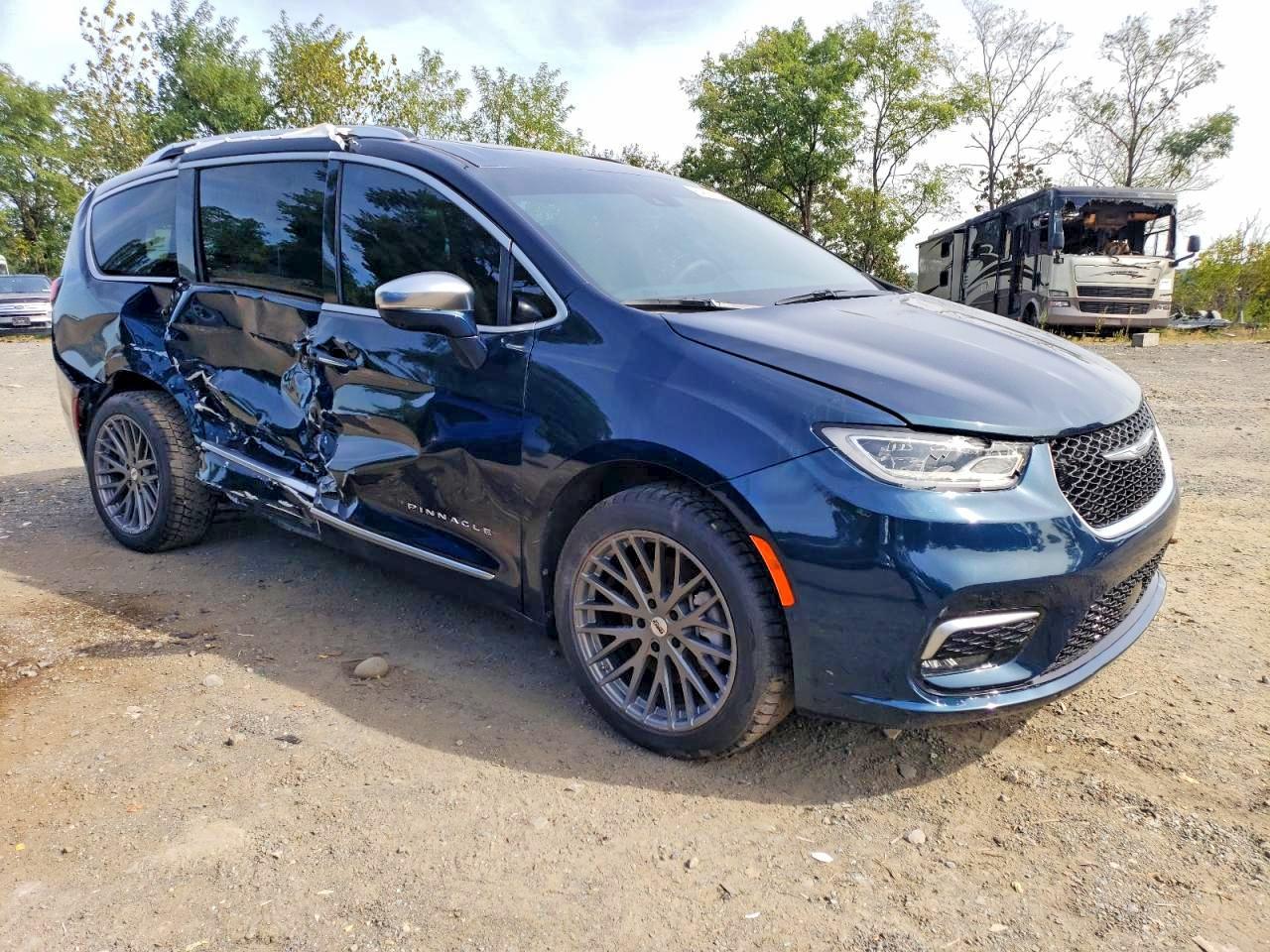 2022 Chrysler Pacifica Pinnacle