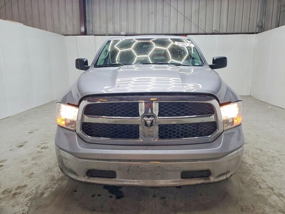 2024 Dodge Ram 1500 Classic slt