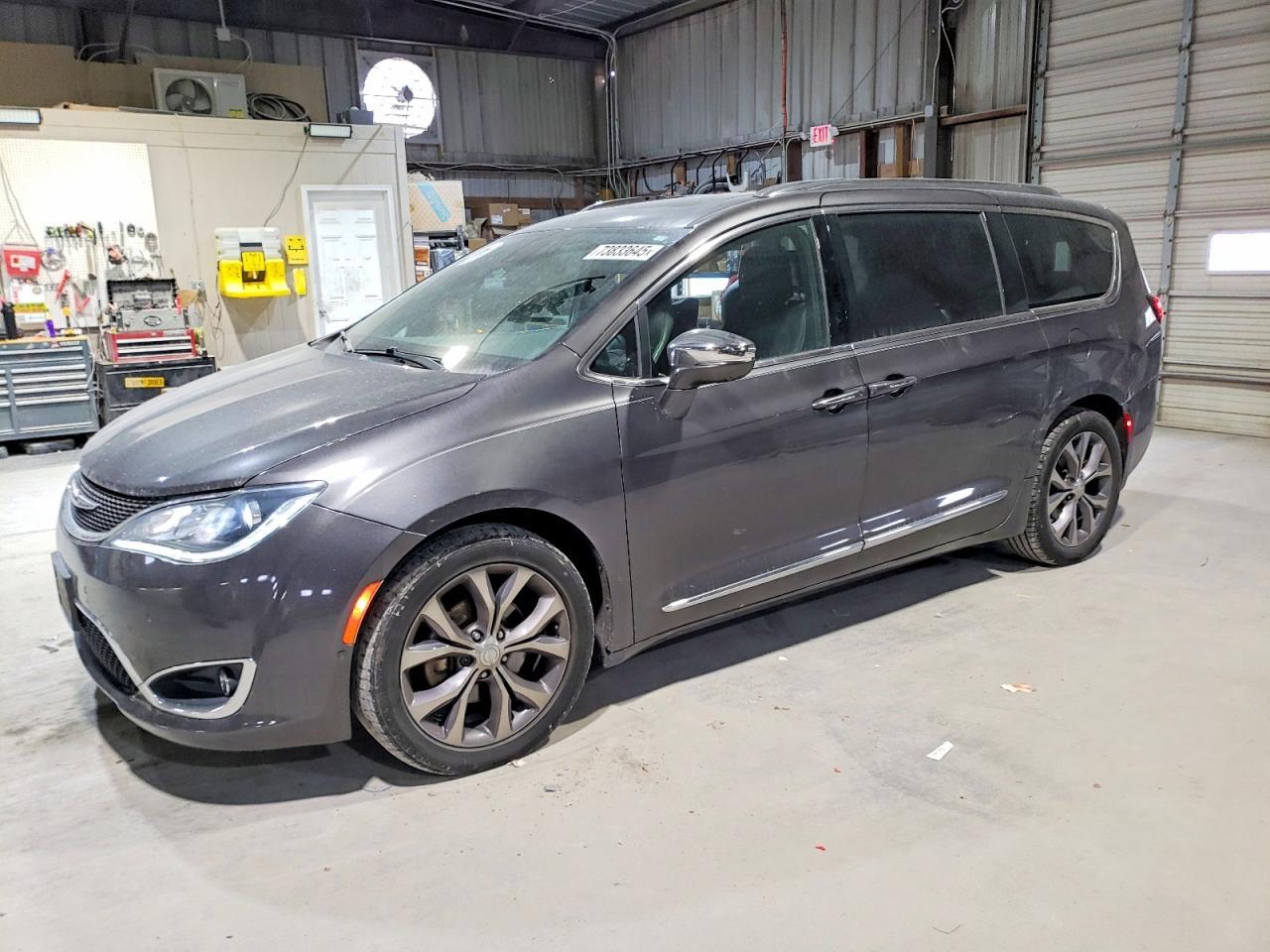2019 Chrysler Pacifica Limited