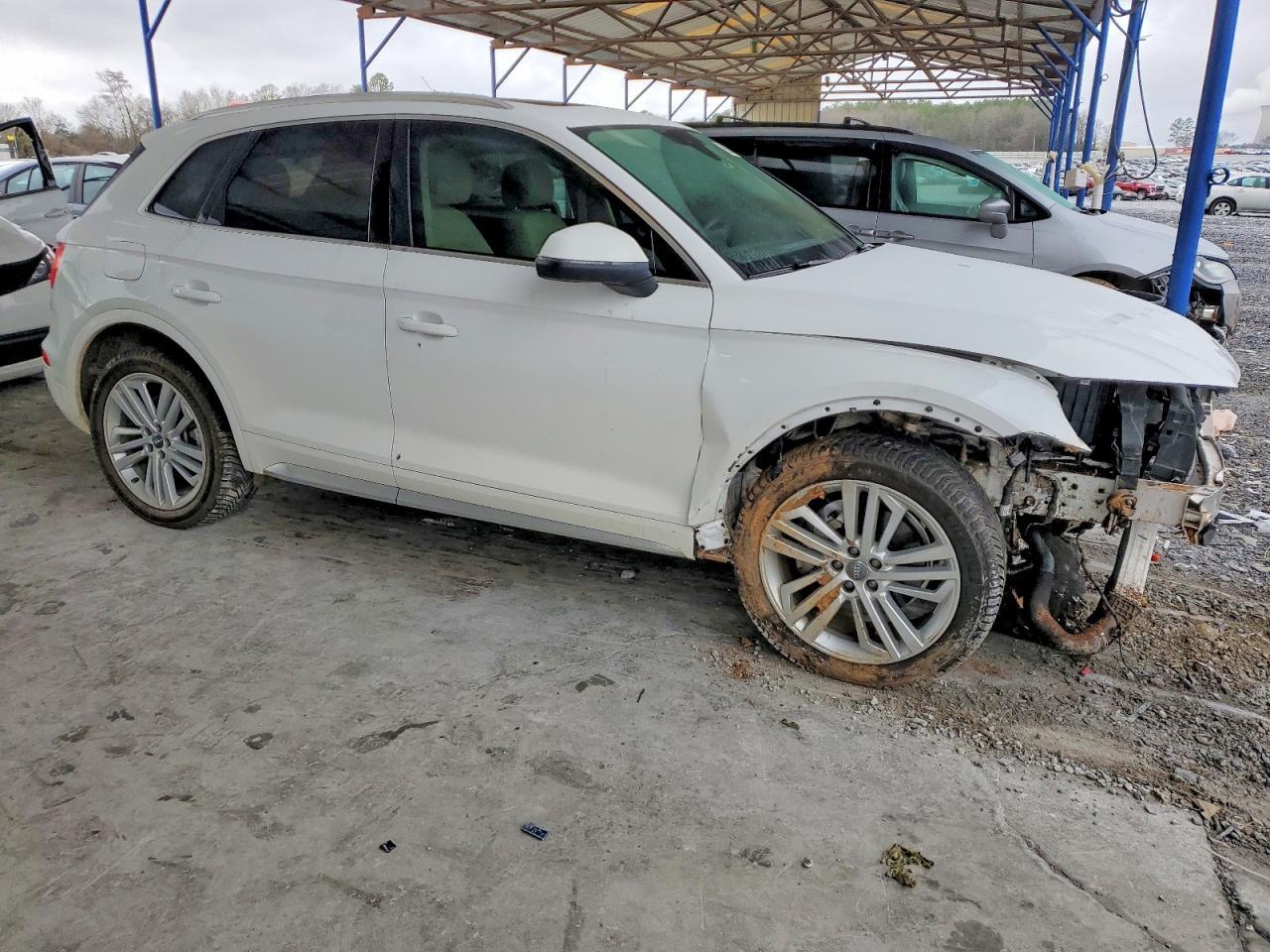 2020 Audi Q5 Premium Plus