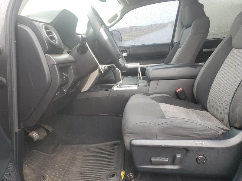 2015 Toyota Tundra Crewmax SR5