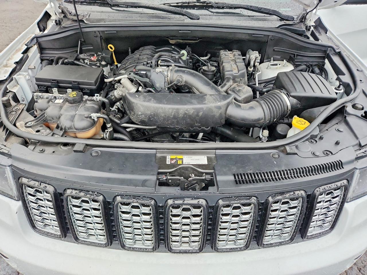2019 Jeep Grand Cherokee Laredo