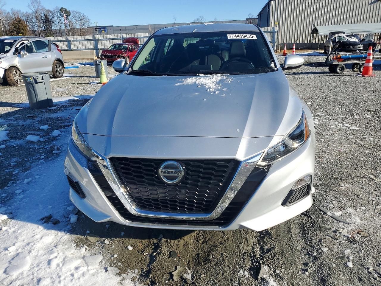 2019 Nissan Altima s