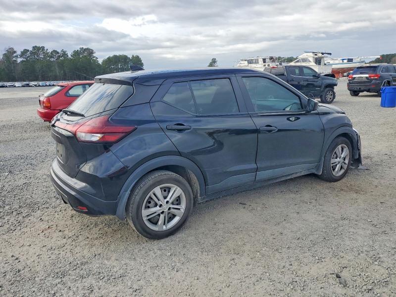 2023 Nissan Kicks s