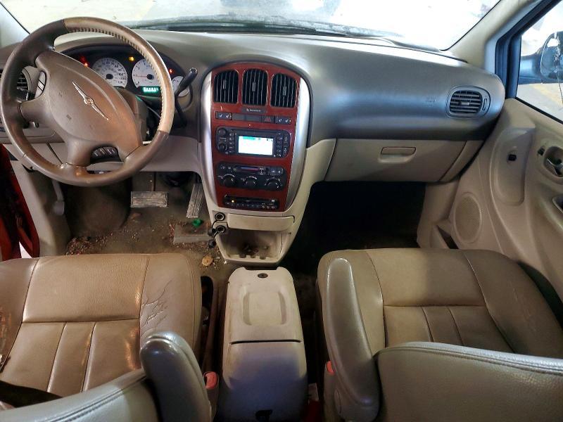 2006 Chrysler Town & Country Touring
