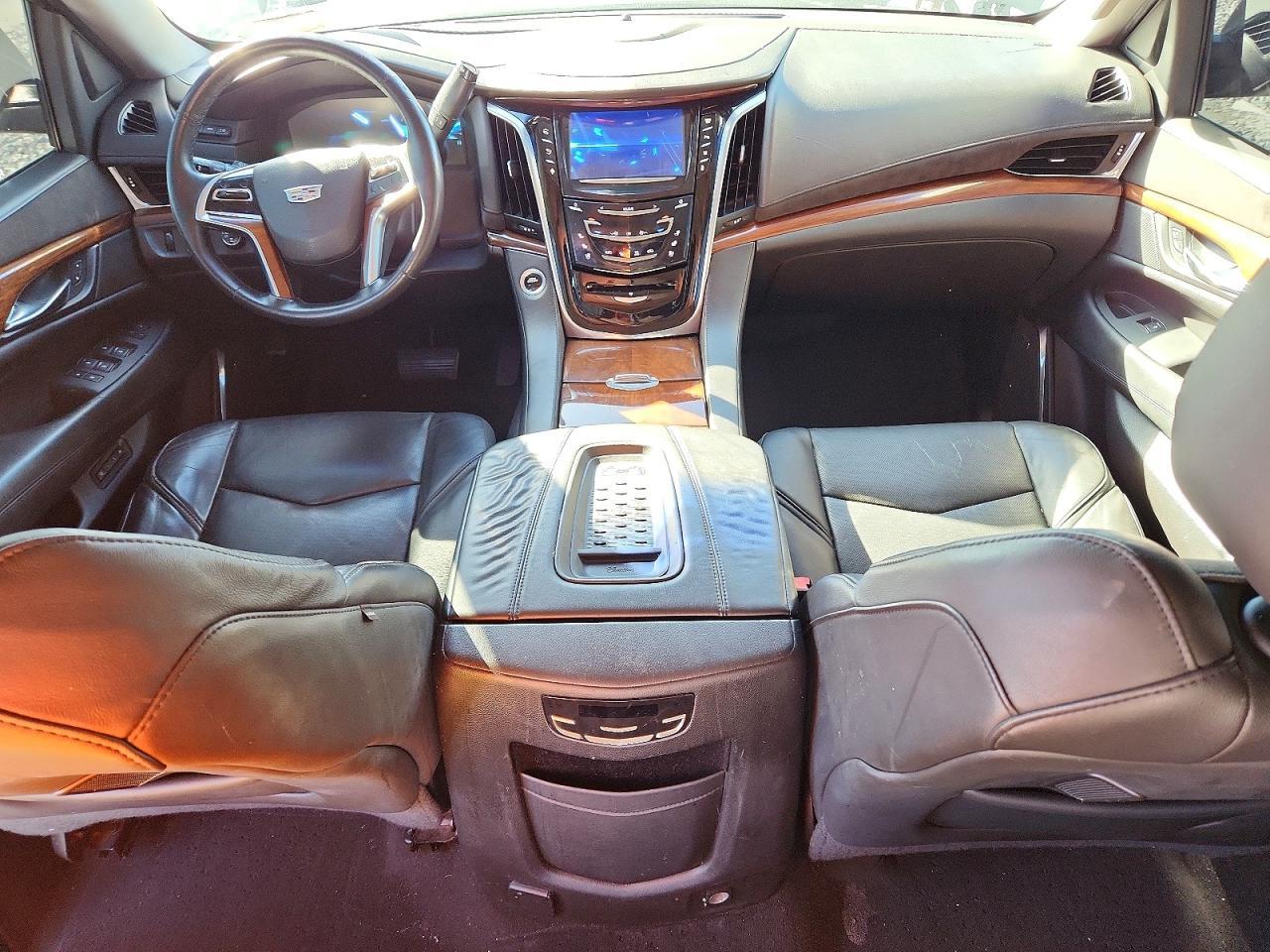 2015 Cadillac Escalade Luxury