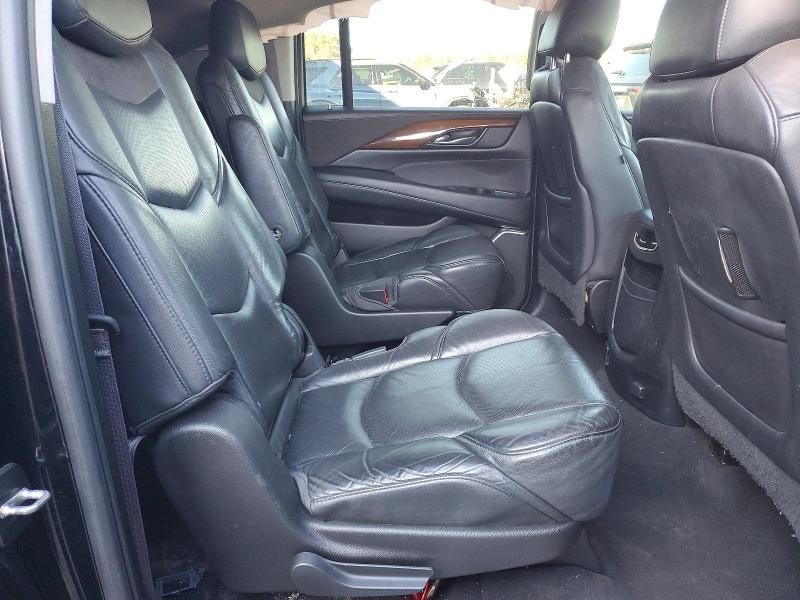 2017 Cadillac Escalade esv Luxury