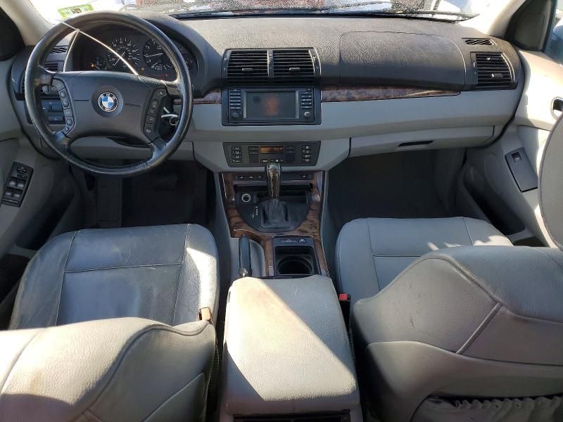 2005 BMW X5 3.0i