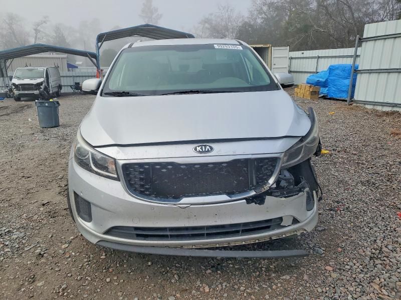 2016 KIA Sedona lx