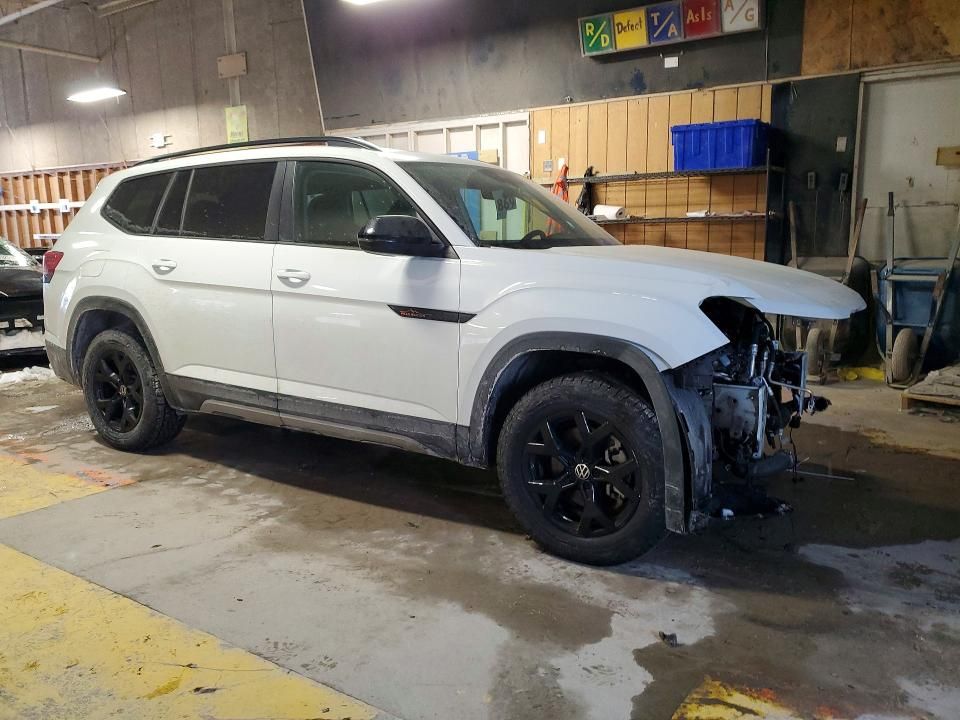 2024 Volkswagen Atlas Peak Edition se