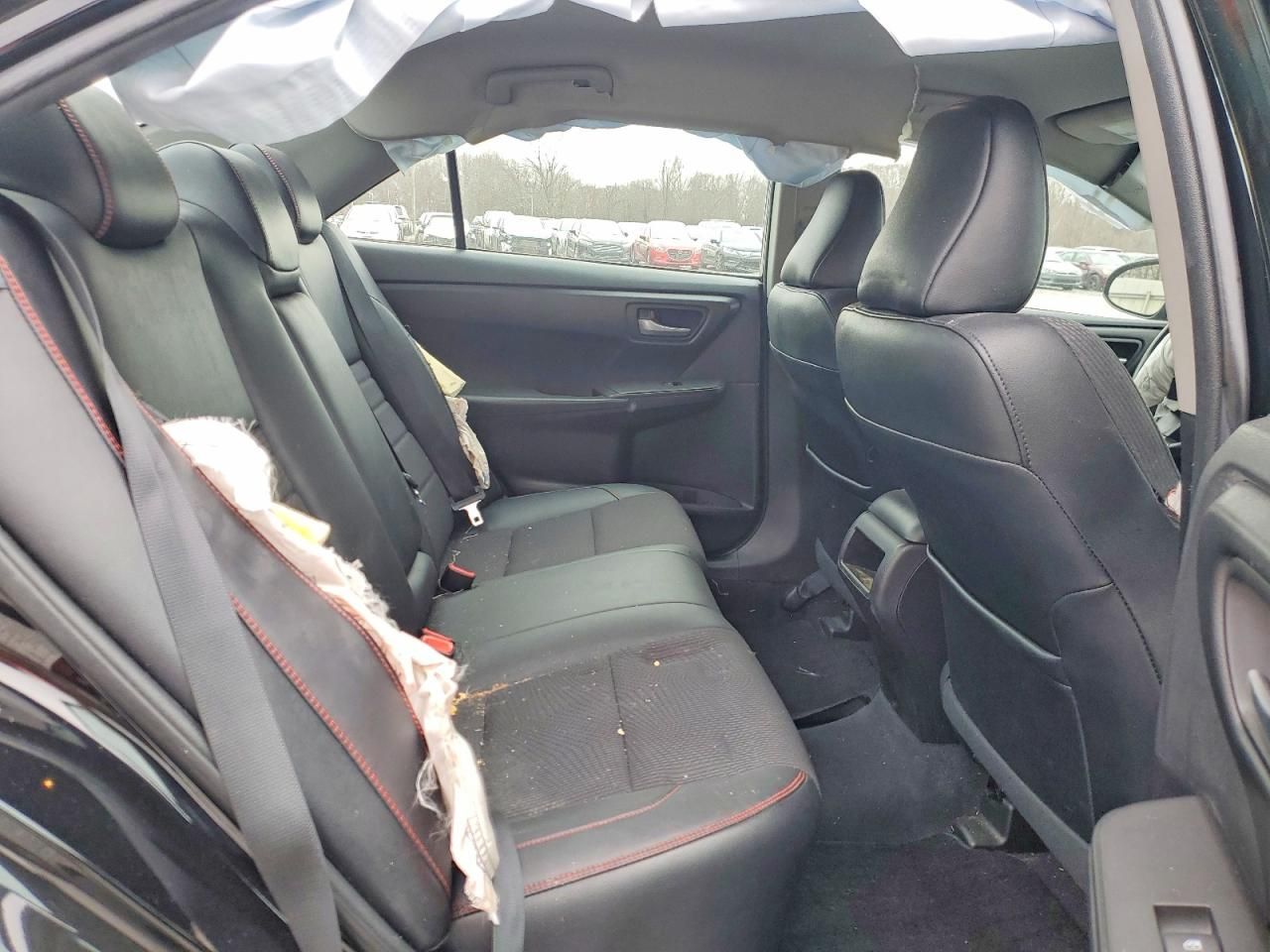 2016 Toyota Camry le