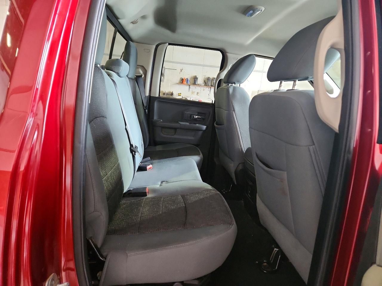 2013 Dodge Ram 1500 slt