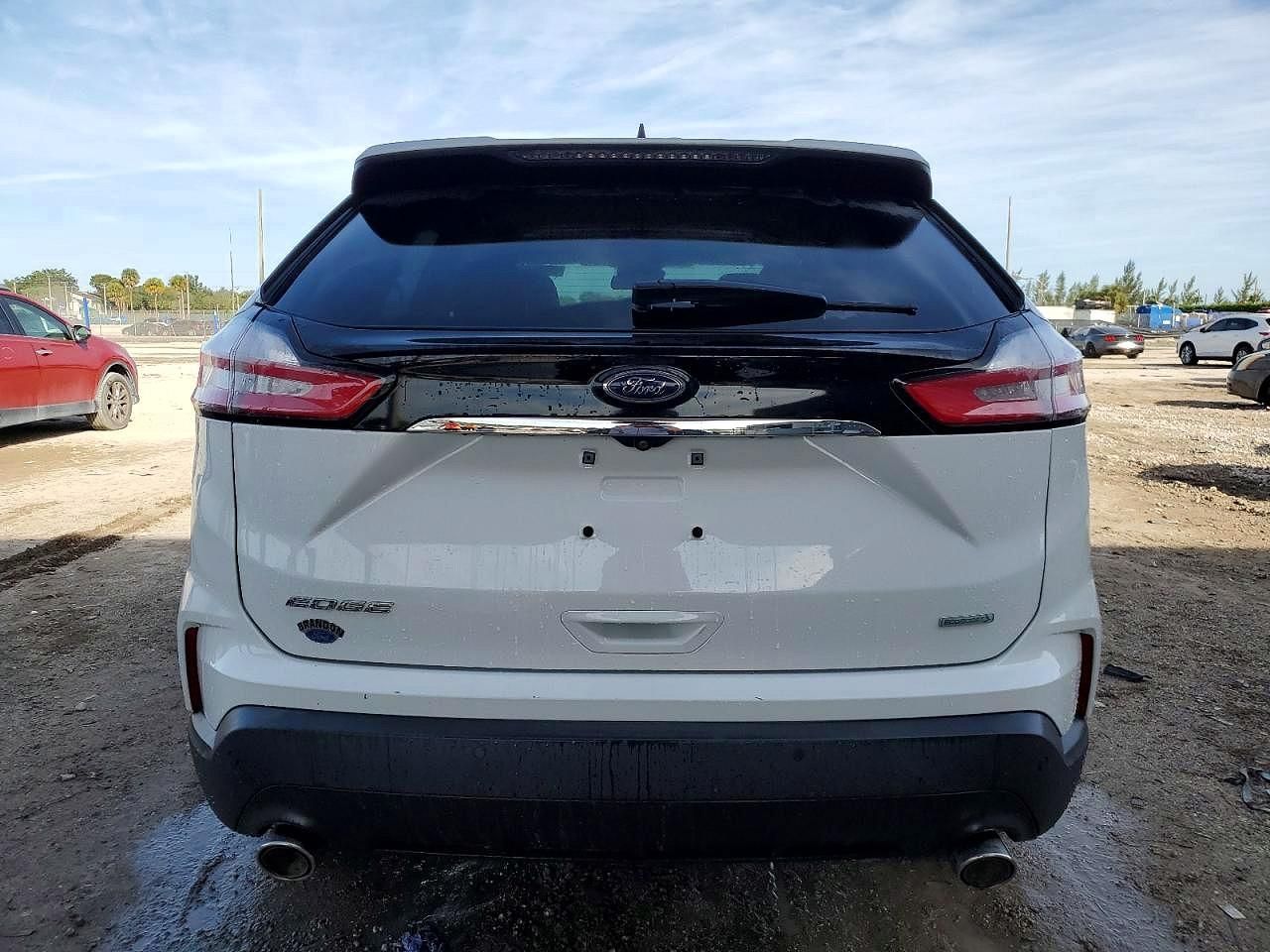 2020 Ford Edge se