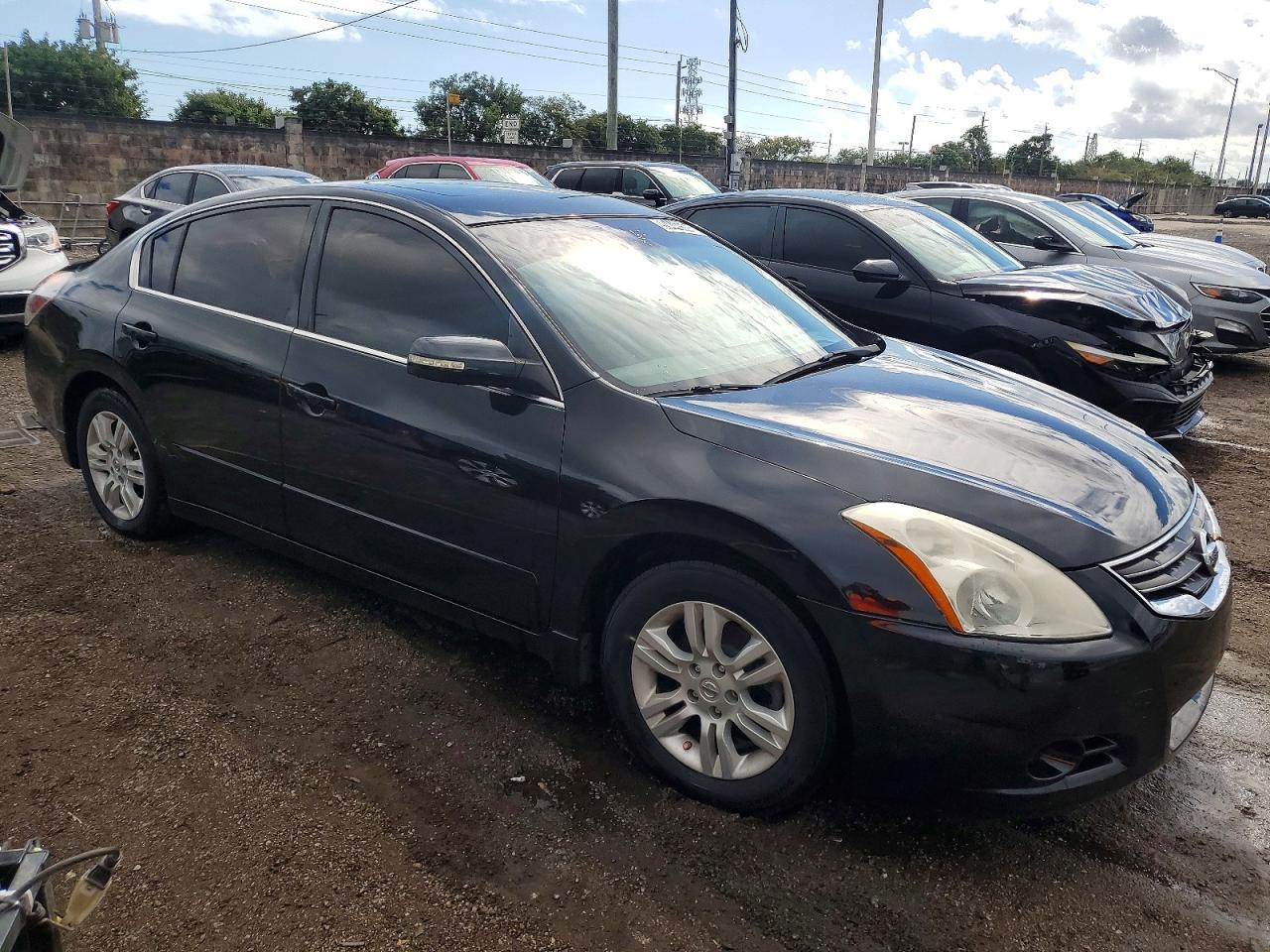 2012 Nissan Altima Base