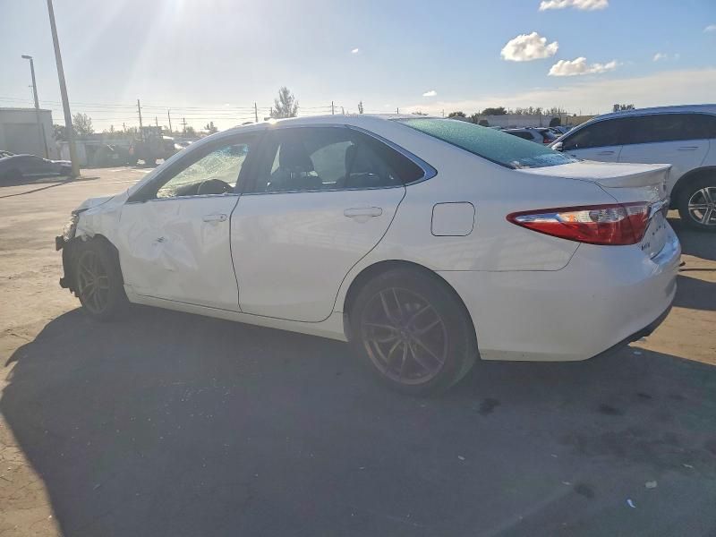 2015 Toyota Camry se