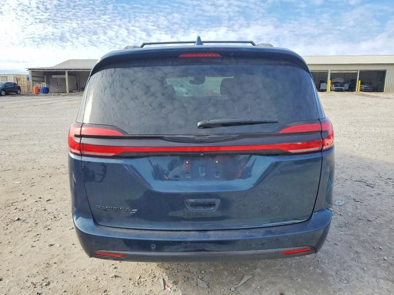 2021 Chrysler Pacifica Touring