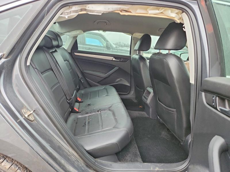 2015 Volkswagen Passat s